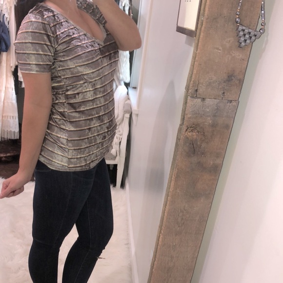 POL size small striped crushed velvet top - Picture 3 of 5